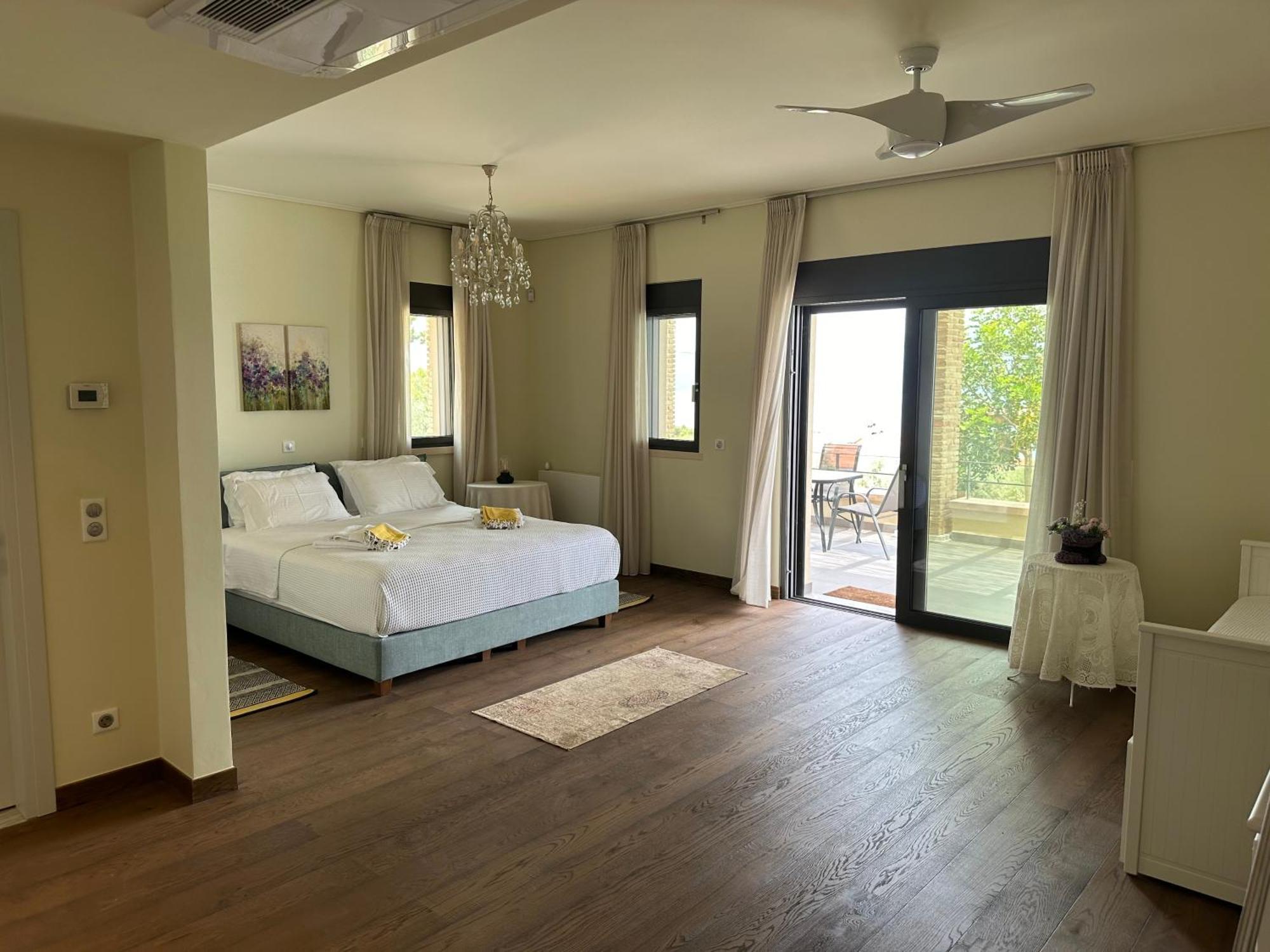 Villa Kalamos / Sea View And Pool Nearby Athens ภายนอก รูปภาพ