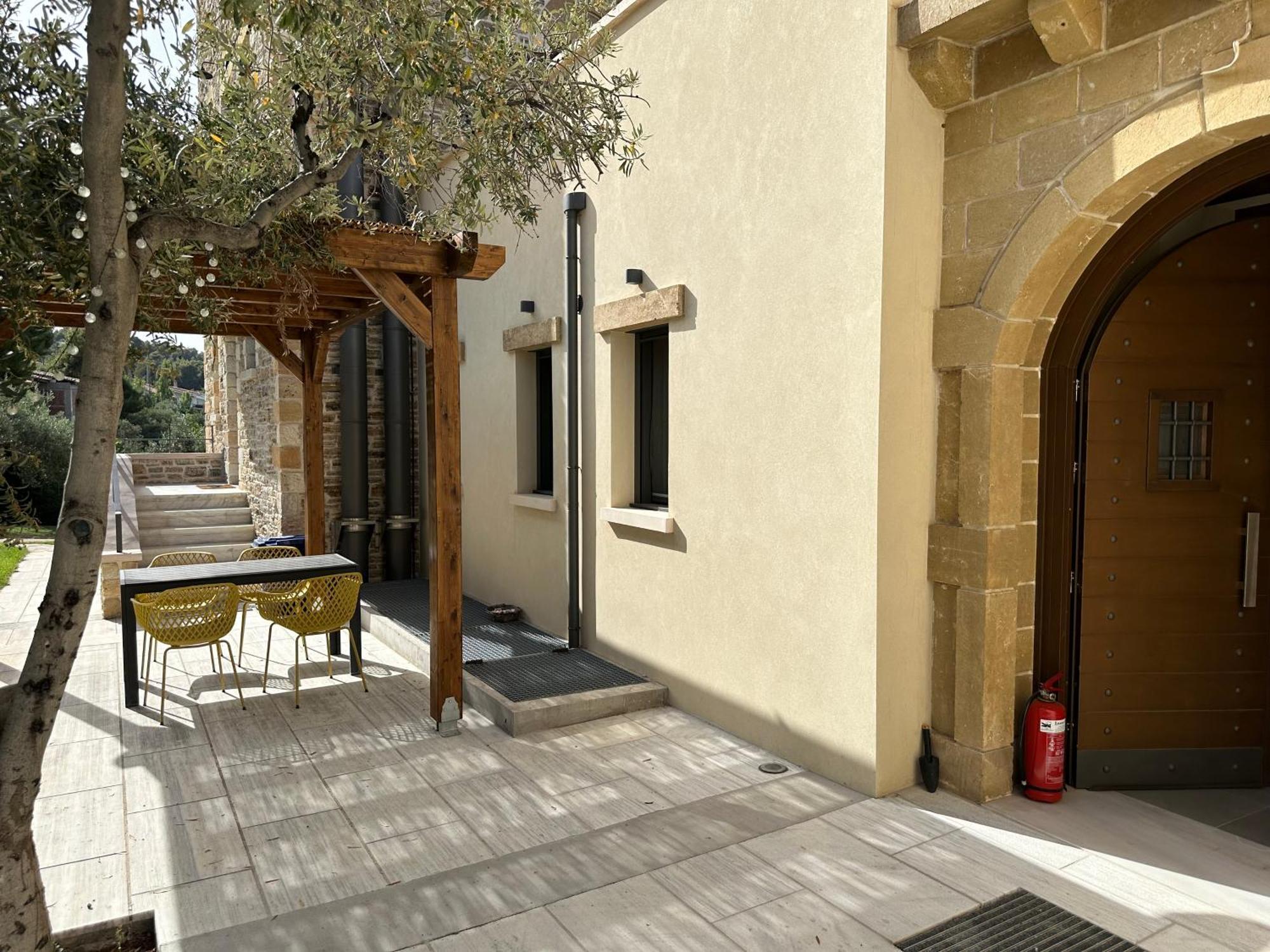 Villa Kalamos / Sea View And Pool Nearby Athens ภายนอก รูปภาพ